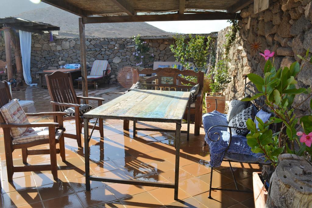 La Casa Caldera ξενώνας Femés Εξωτερικό φωτογραφία